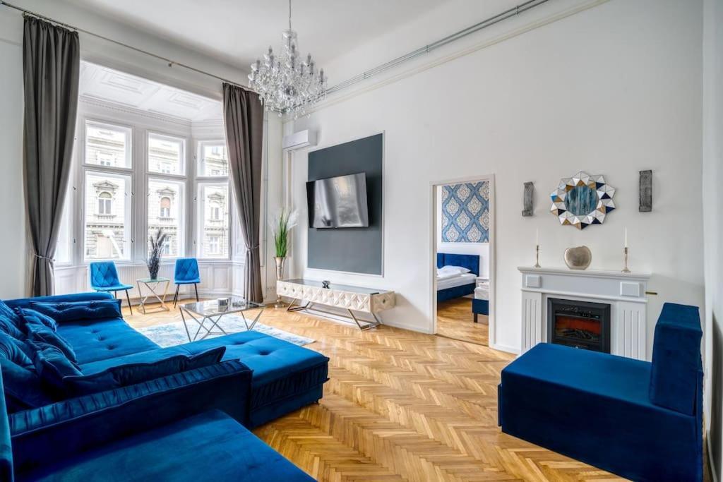 Apartament Andrassy Grandeur With Indoor Parking Budapeszt Zewnętrze zdjęcie