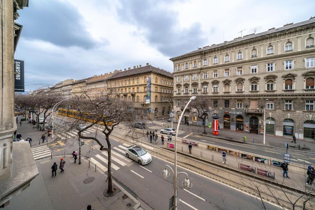 Apartament Andrassy Grandeur With Indoor Parking Budapeszt Zewnętrze zdjęcie