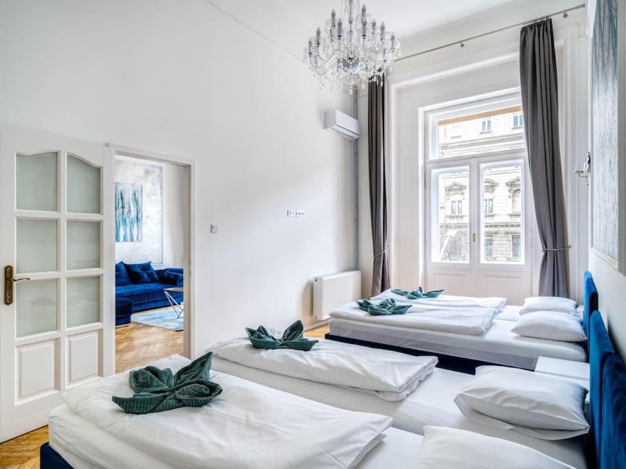 Apartament Andrassy Grandeur With Indoor Parking Budapeszt Zewnętrze zdjęcie