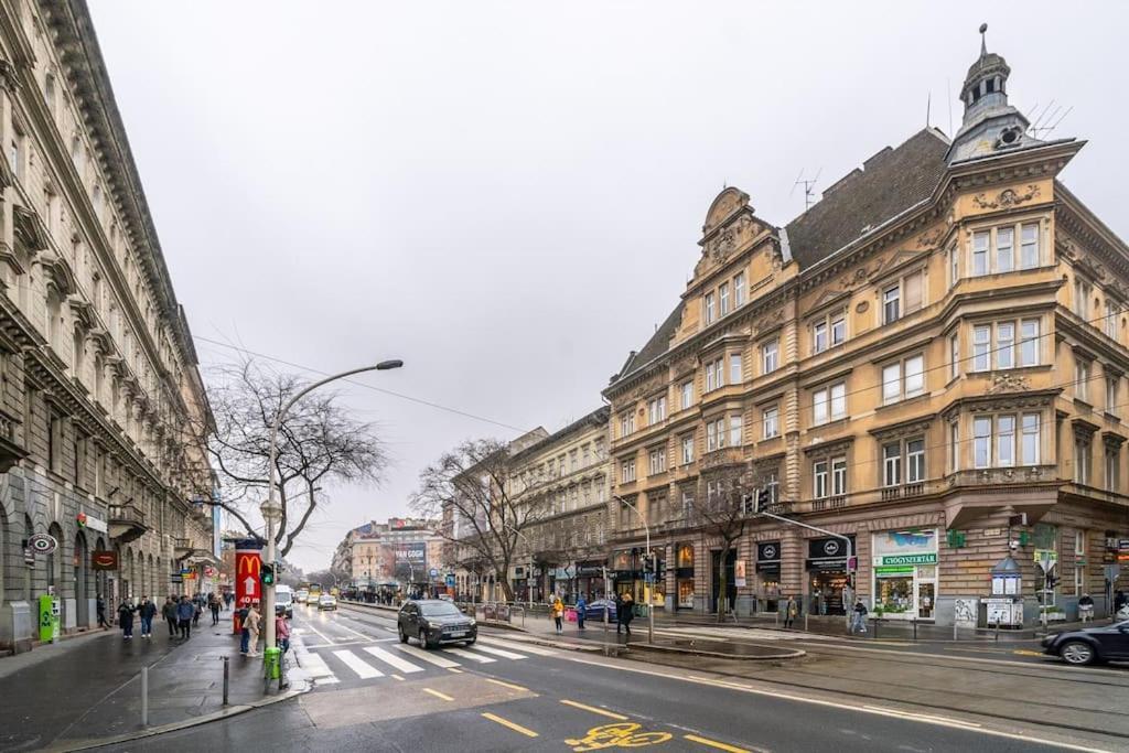 Apartament Andrassy Grandeur With Indoor Parking Budapeszt Zewnętrze zdjęcie