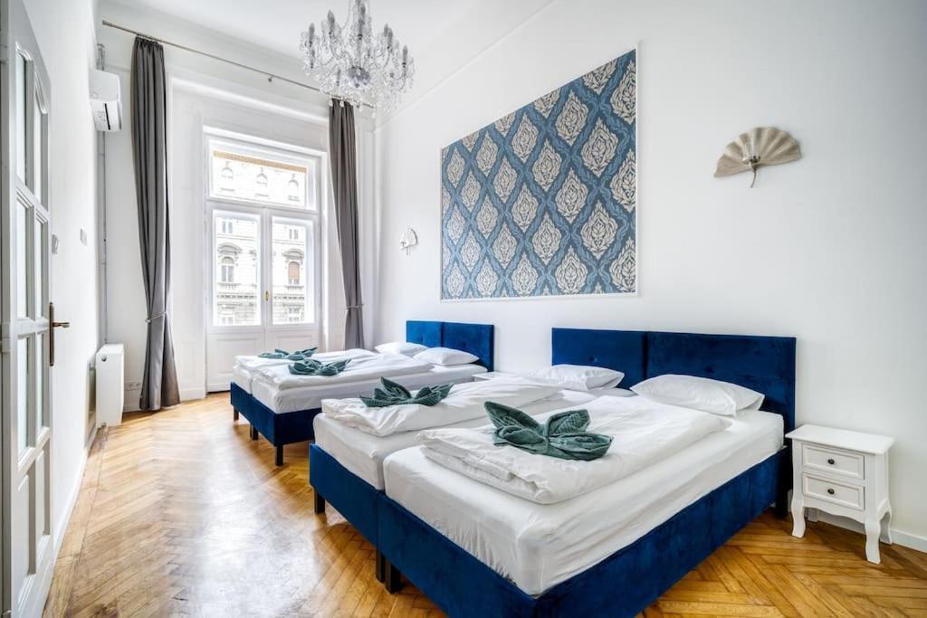 Apartament Andrassy Grandeur With Indoor Parking Budapeszt Zewnętrze zdjęcie