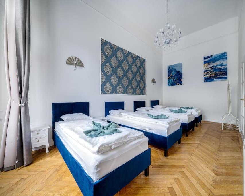 Apartament Andrassy Grandeur With Indoor Parking Budapeszt Zewnętrze zdjęcie